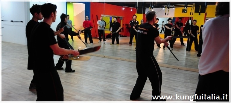 Stage Bart Cham Dao Wing Tjun Chun Tsun Kung Fu Academy Caserta Italia IMAA Sifu di Giorgio Sifu Mezzone Salvatore Scuola arti marziali difesa personale  www.kungfuitalia.it (1)